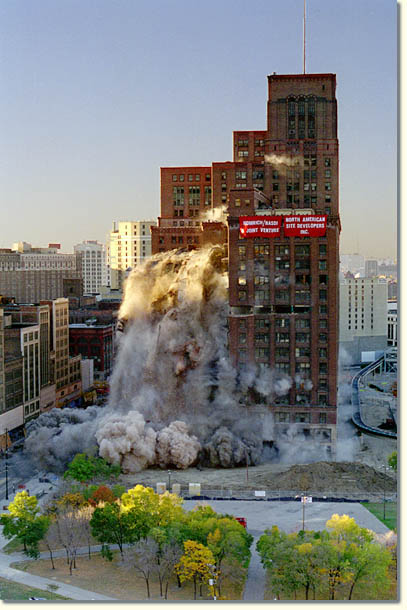 Tons of History - Hudson's Department Store Detroit Demolition