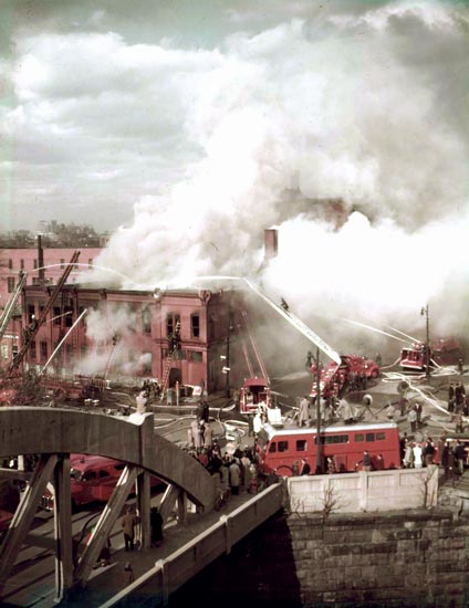 1952 fire 12th & Howard, Detroit