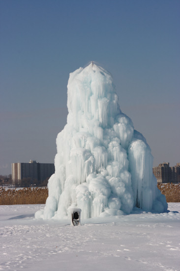Frozen fountain