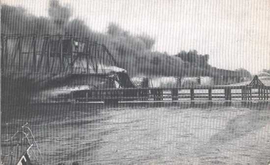 Bridge fire 1915