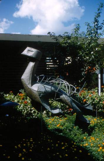 northland_courtyard_sculpture_a_aug1956