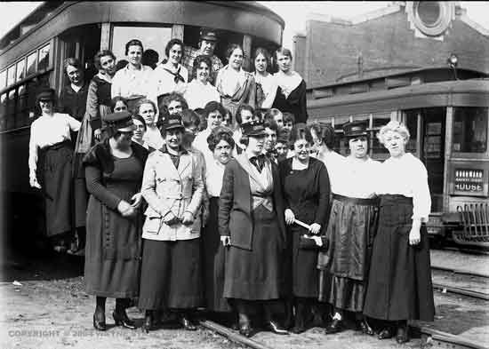 Women employees, Streecars, WWI