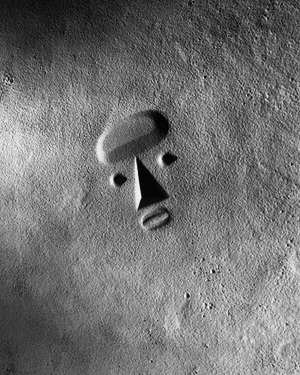 Sculpture to be Seen from Mars