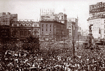 Armistice Day 11-18-1918 Campus Maritius crowds 