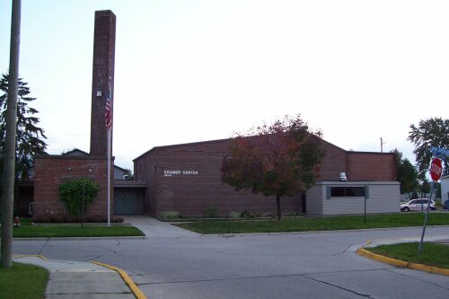 The former Kramer Elementary School - 2006 photo