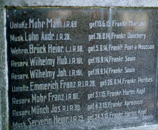 Duengenheim war memorial