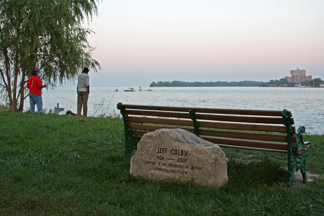 ItsJeff Memorial Bench adn boulder Belle Isle Detroit
