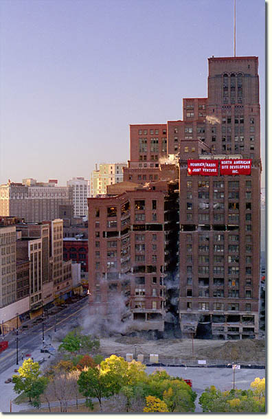 Hudson's Department Store Detroit Demolition